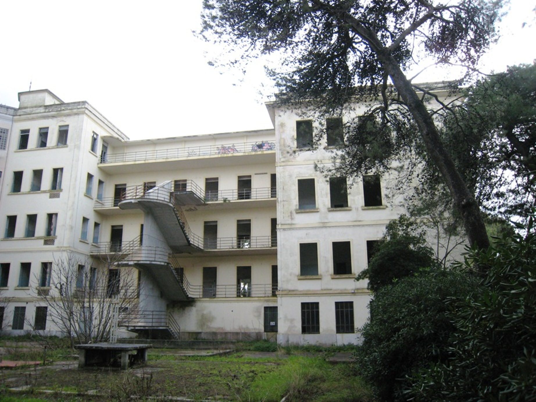 Ospedale Psichiatrico di Lecce (5).jpg